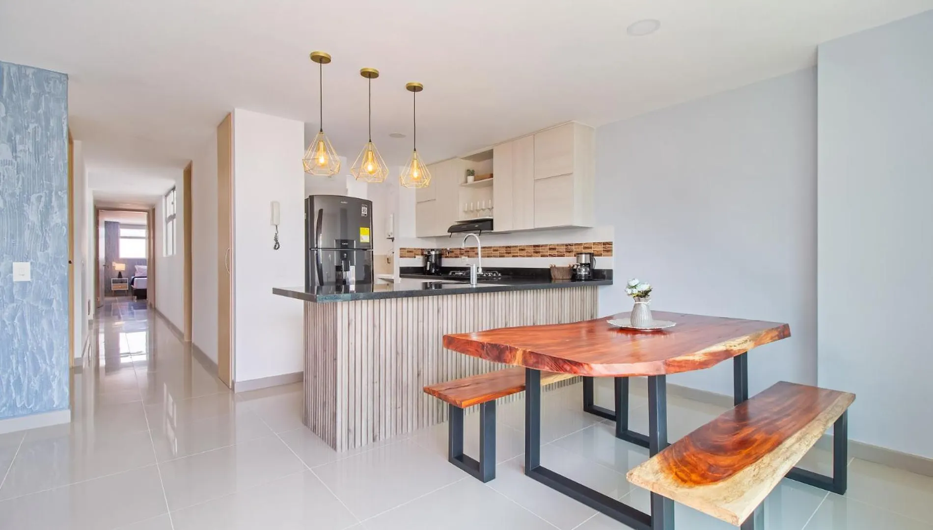 Villa Laura Apartamentos Exclusivos Con Ascensor Privado En Laureles Medellín Lägenhet