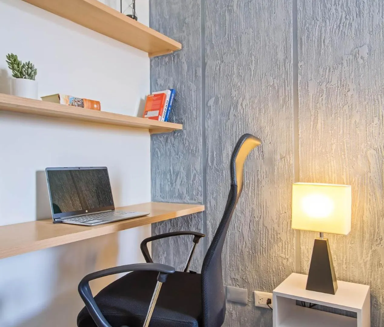 Villa Laura Apartamentos Exclusivos Con Ascensor Privado En Laureles Medellín