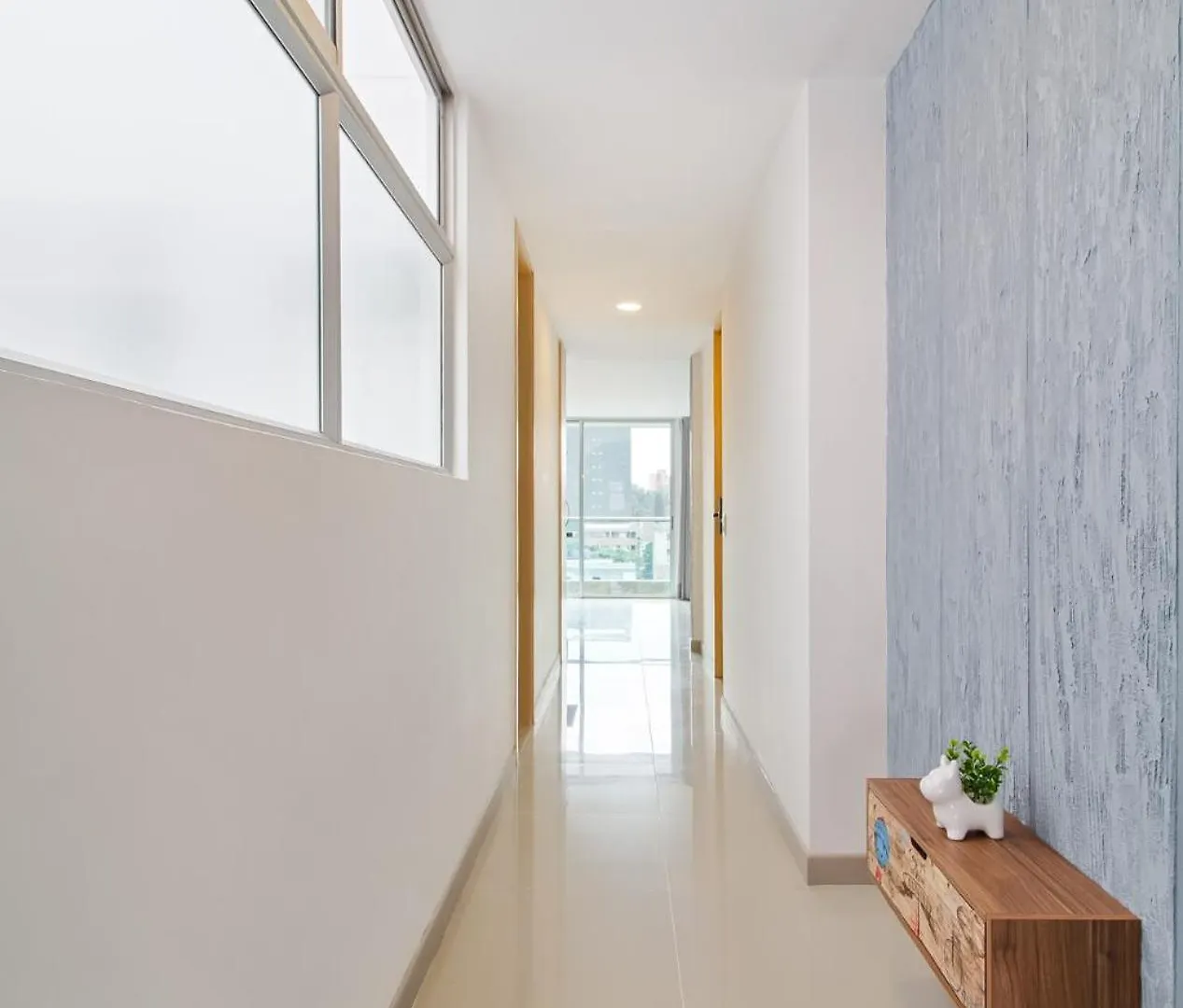 Villa Laura Apartamentos Exclusivos Con Ascensor Privado En Laureles Medellín 0*,
