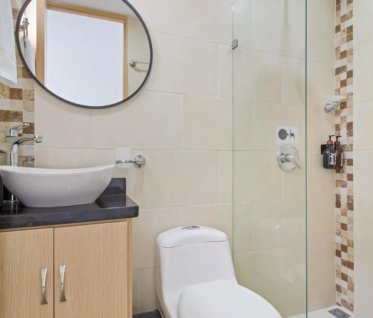 Lägenhet Villa Laura Apartamentos Exclusivos Con Ascensor Privado En Laureles Medellín