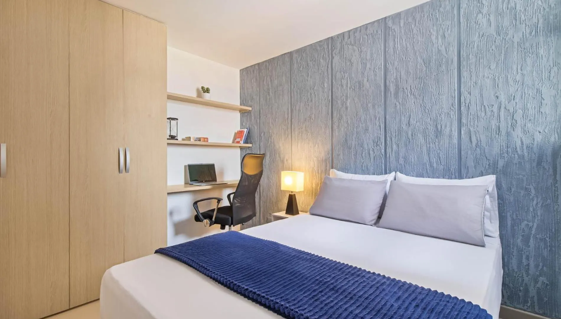Villa Laura Apartamentos Exclusivos Con Ascensor Privado En Laureles Medellín