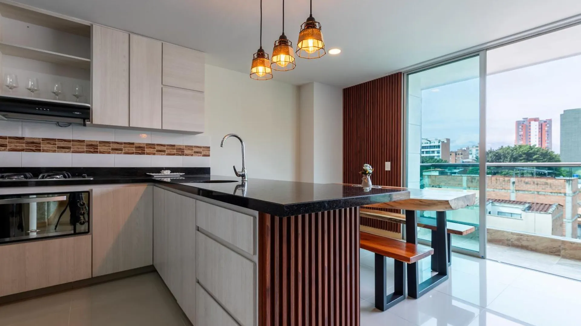 Villa Laura Apartamentos Exclusivos Con Ascensor Privado En Laureles Medellín